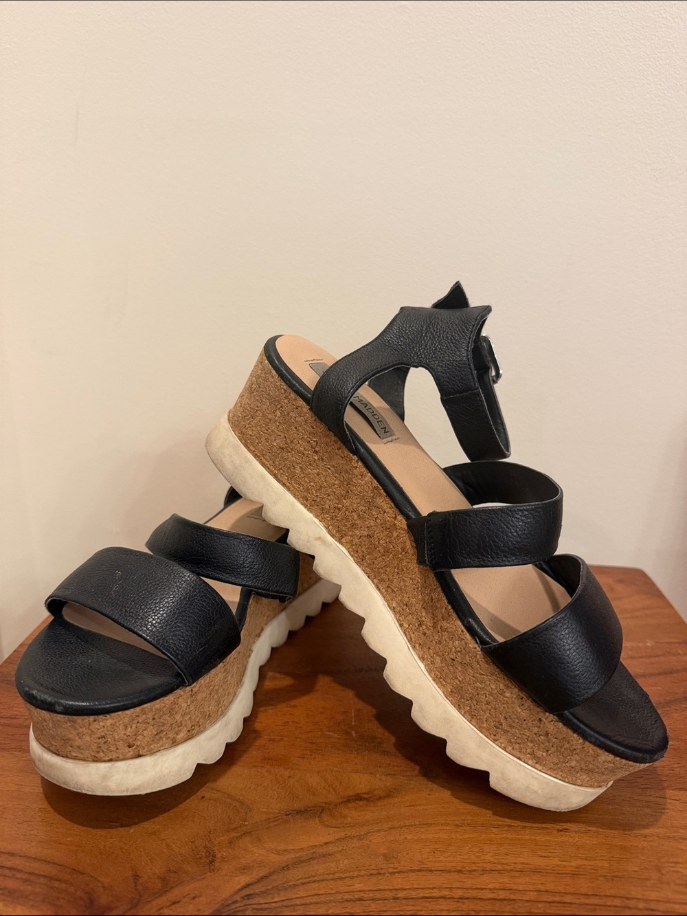 Steve Madden Kirsten Wedge